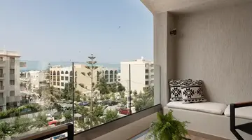 Theartemis Palace