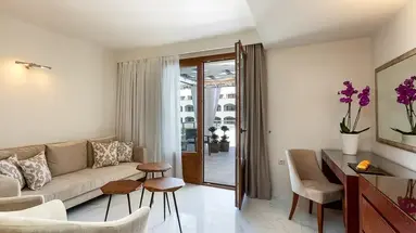 Theartemis Palace