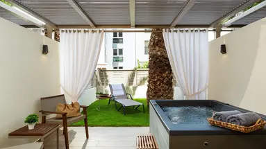 Theartemis Palace