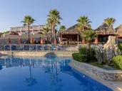 Theo Hotel Agia Marina