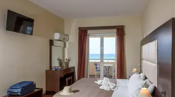 Theo Hotel