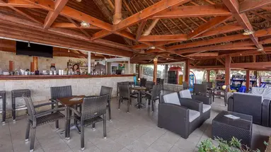 Theo Hotel