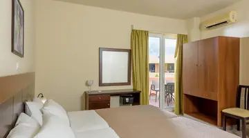 Theo Hotel