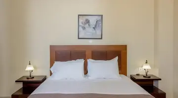 Theo Hotel