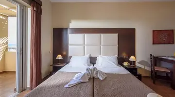 Theo Hotel