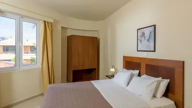 Theo Hotel