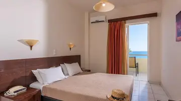 Theo Hotel