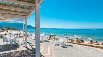 Theo Star Beach Hotel