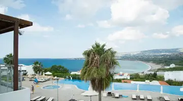 Theo Sunset Bay Holiday Village