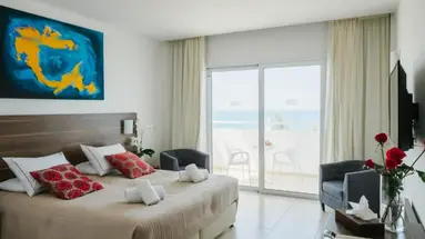 Theo Sunset Bay Hotel