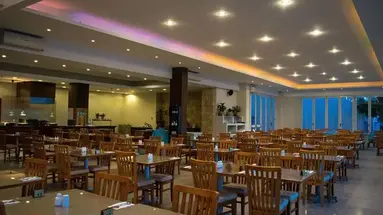 Theo Sunset Bay Hotel