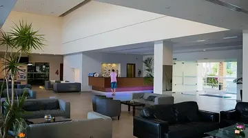 Theo Sunset Bay Hotel
