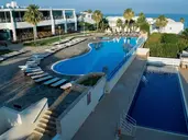 Theo Sunset Bay Hotel