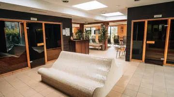 Thermal Hotel Balance Lenti