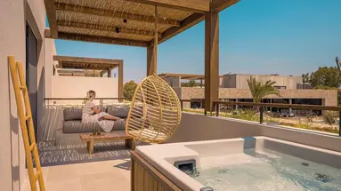 Theros All Suite Hotel