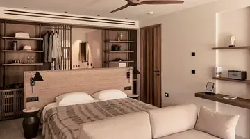Theros All Suite Hotel