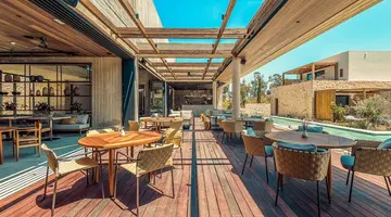 Theros All Suite Hotel
