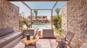 Theros All Suite Hotel