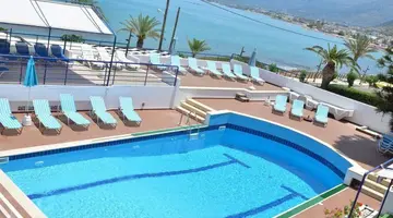 Thisvi Hotel