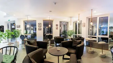 Thomas Albert Hotel