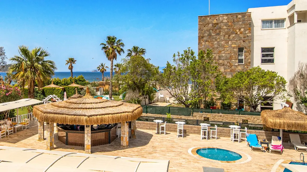 Tiana Beach Resort