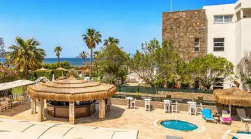 Tiana Beach Resort