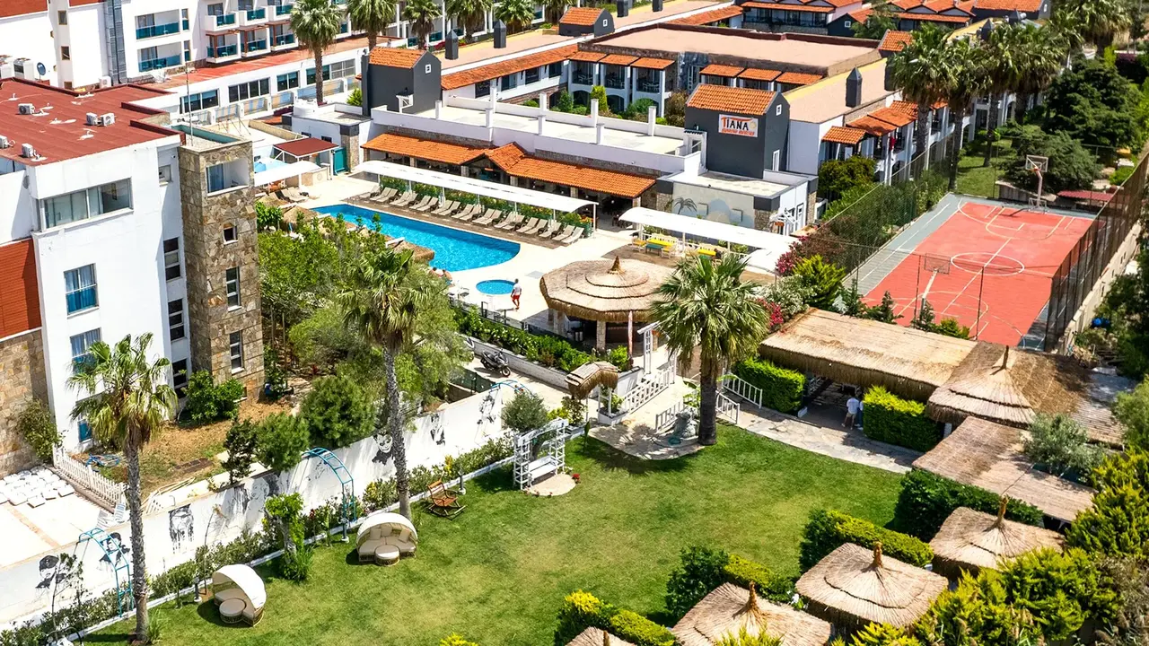 Tiana Beach Resort