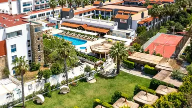 Tiana Beach Resort