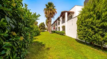 Tiana Beach Resort