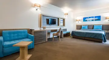 Tiara Beach