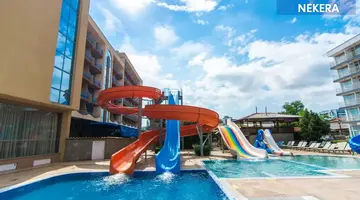 Tiara Beach