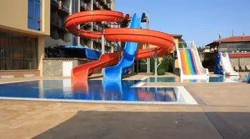Tiara Beach