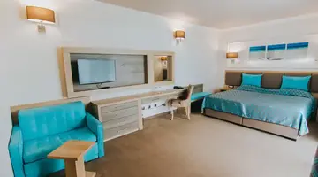 Tiara Beach