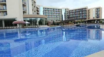 Tiara Beach
