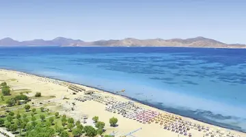 Tigaki Beach