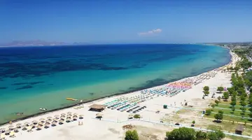 Tigaki Beach