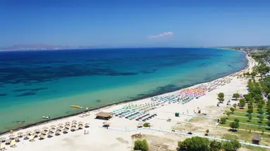 Tigaki Beach