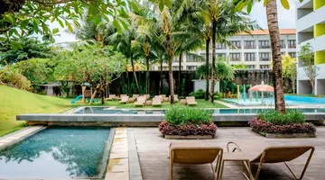 TIJILI BENOA HOTEL (EX. IKOSHAROLD RESORT BENOA)