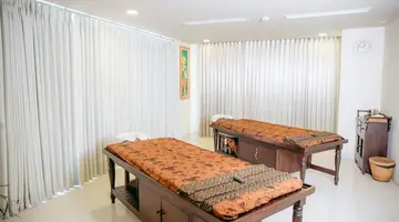 TIJILI BENOA HOTEL (EX. IKOSHAROLD RESORT BENOA)