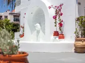 Tinas Plus Hotel