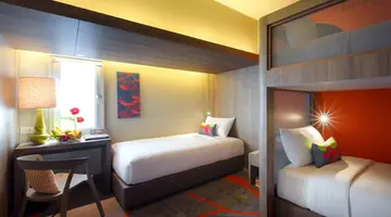 TINIDEE TRENDY BANGKOK KHAOSAN