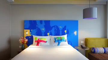 TINIDEE TRENDY BANGKOK KHAOSAN