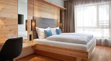 Tirol Lodge