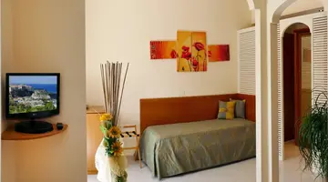 Tirreno Hotel