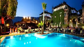 Titan Select Hotel