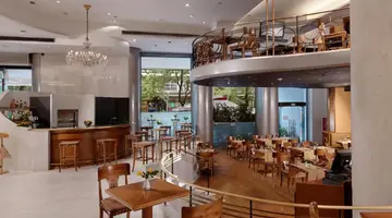 Titania Hotel