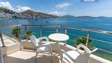 Titania Hotel