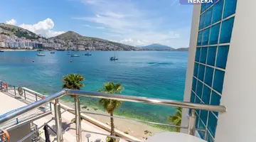 Titania Hotel