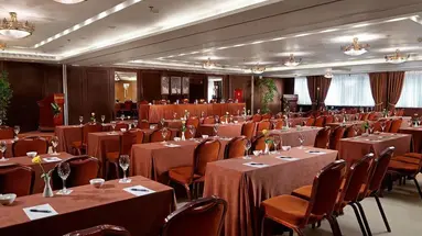 Titania Hotel