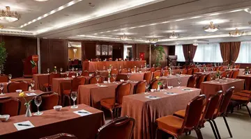 Titania Hotel